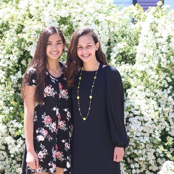 Meet your Posher, Rachelle - Picture 2 of 4